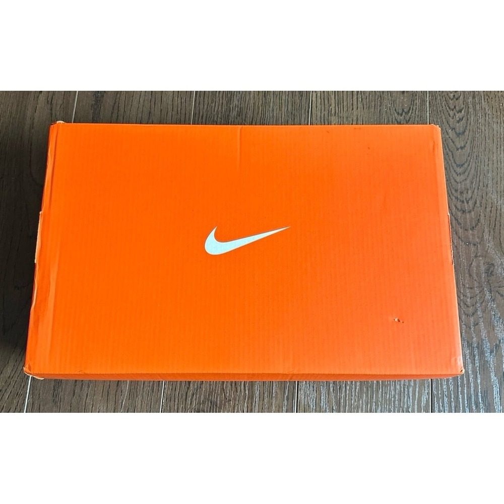 Nike empty shoe box‎